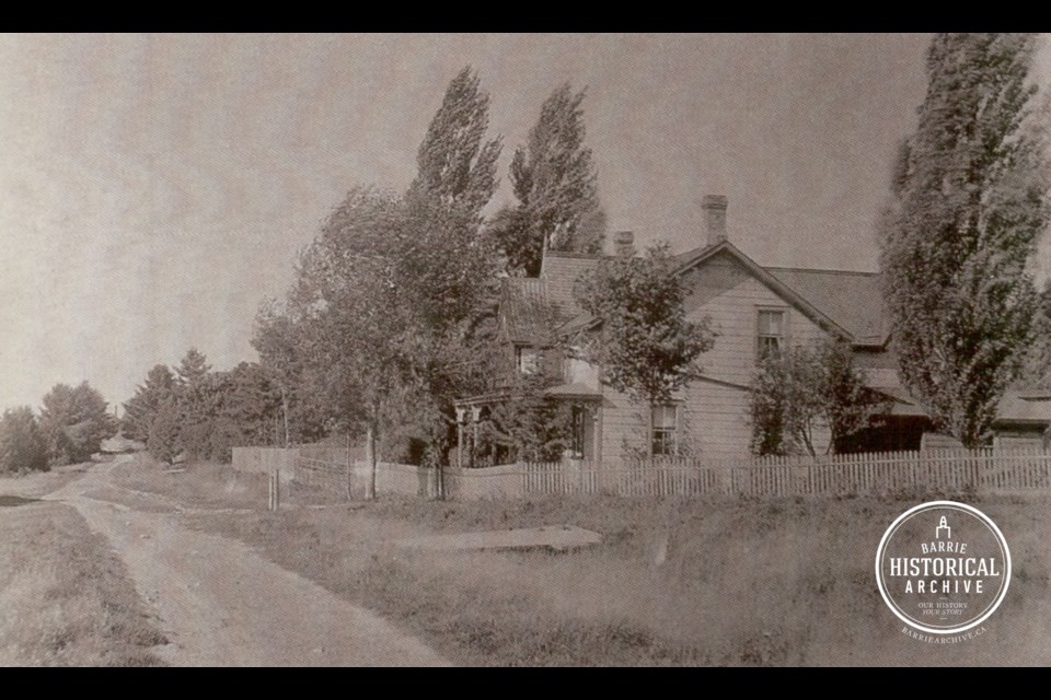 The Hunter House on Kempenfelt Drive as it appeared in the 1880s or 1890s. The exact date is unknown.  