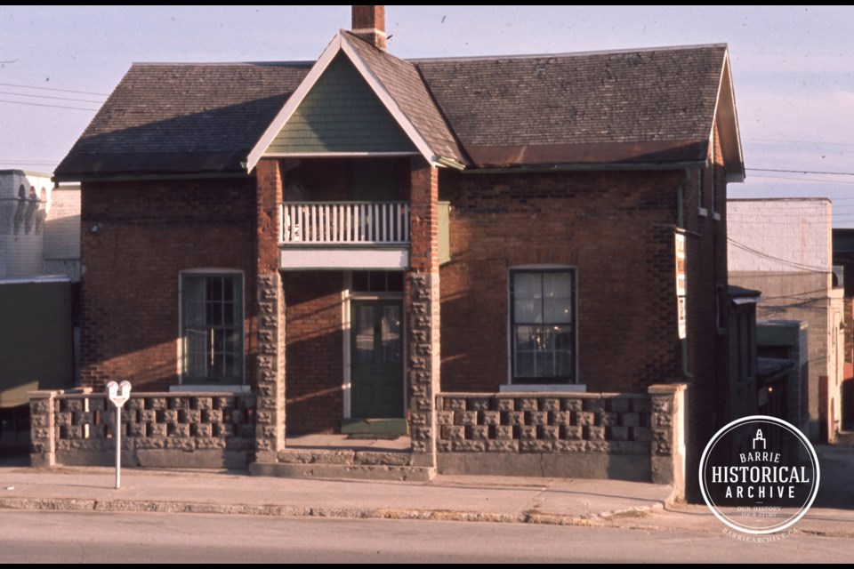 The building at 21 Collier St., as it appeared in 1972.