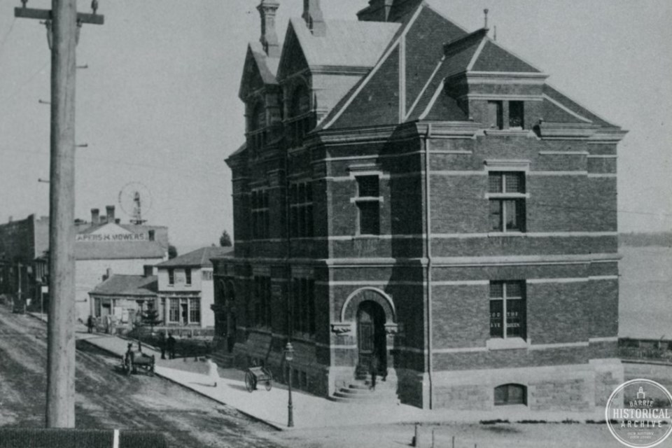 The old Barrie Post Office which stood at the foot of Owen Street, circa 1890.