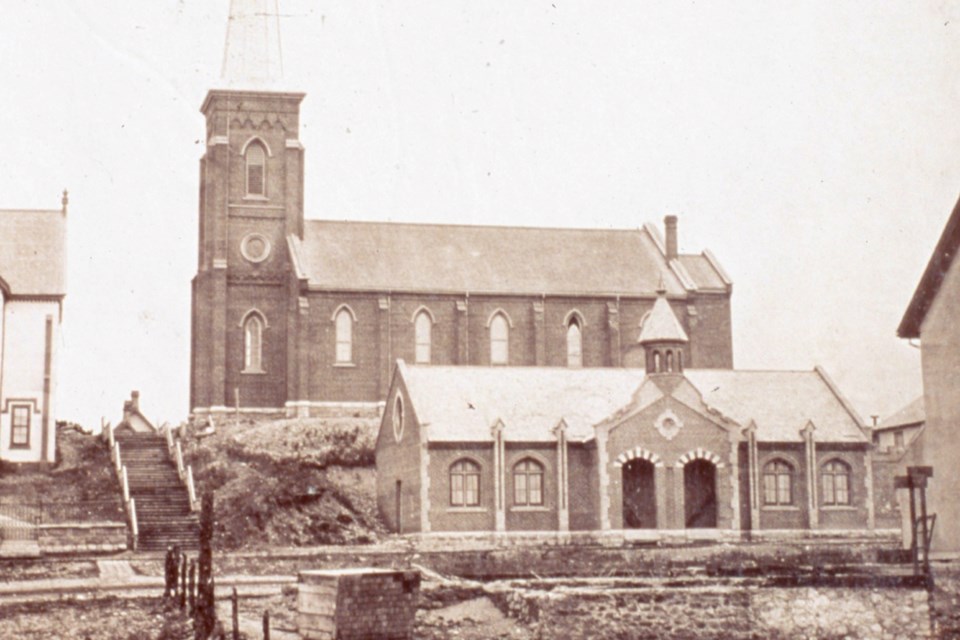 The first Trinity Anglican Church was built in 1835, on Berczy Street, just east of the Barrie courthouse.