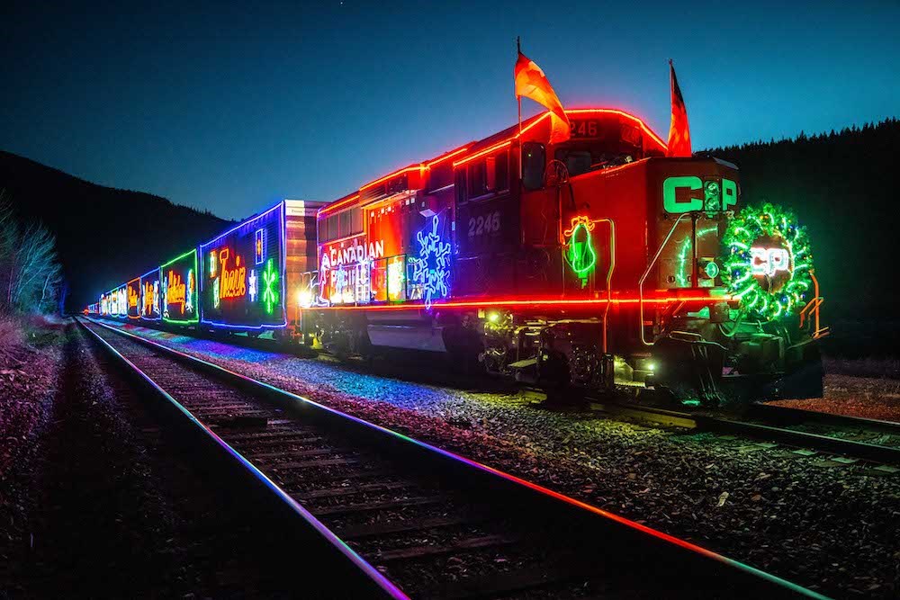 Choo! Choo! CP Holiday Train chugs into Midhurst on Nov. 30