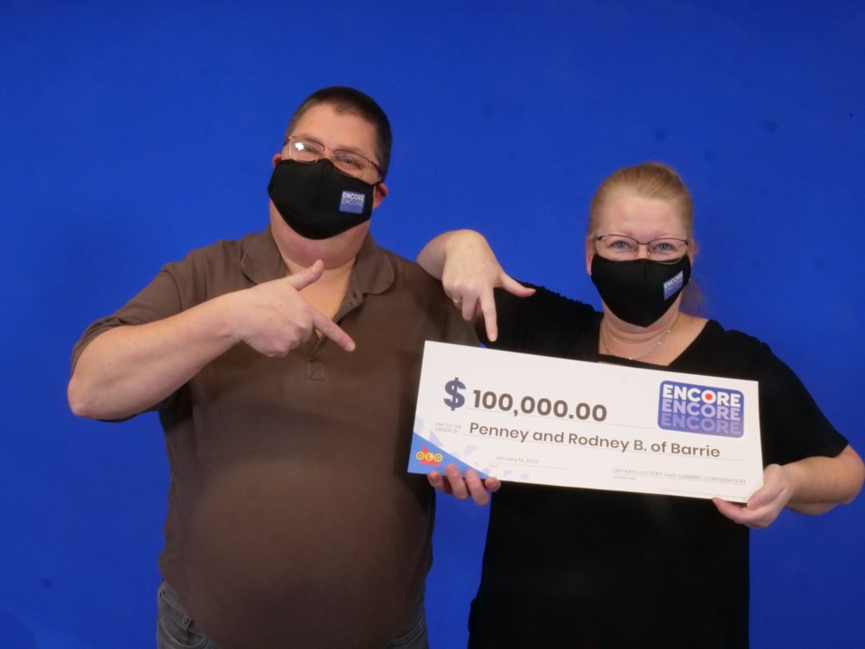 Encore (Lotto Max)_December 24, 2021_$100,000.00_Penney Bailey (Group of 2) of Barrie