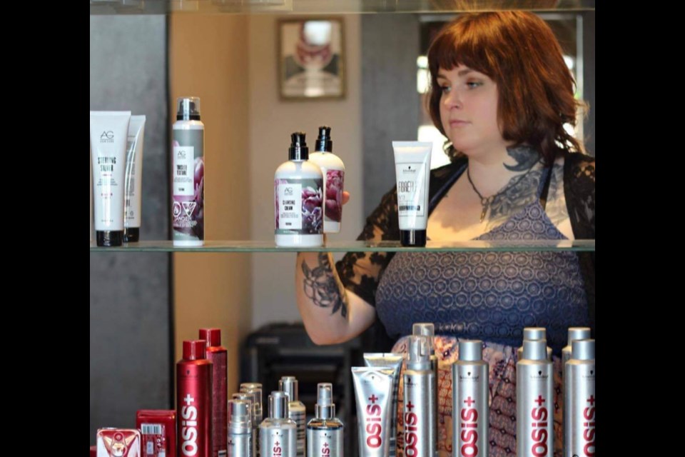 Social-media toxicity cuts deep for Barrie hairstylist - Barrie News
