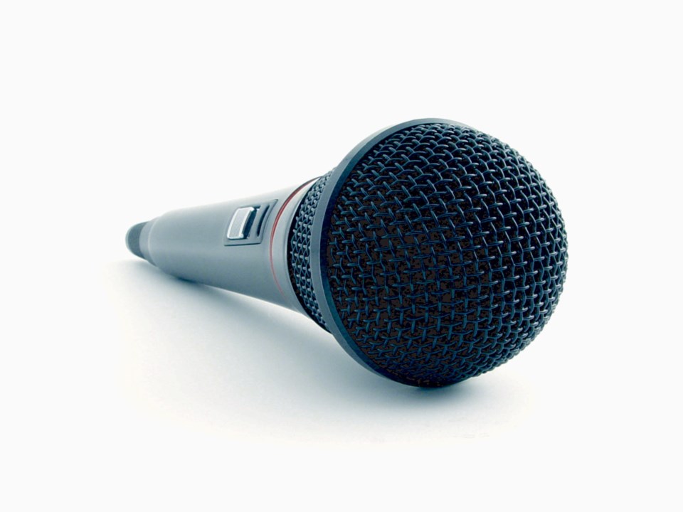 2022-05-19 Microphone
