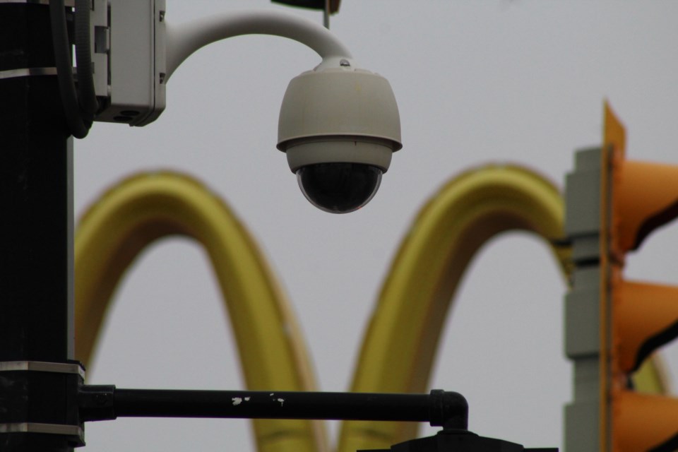 A surveillance camera at Dunlop and Toronto streets in downtown Barrie. Raymond Bowe/BarrieToday