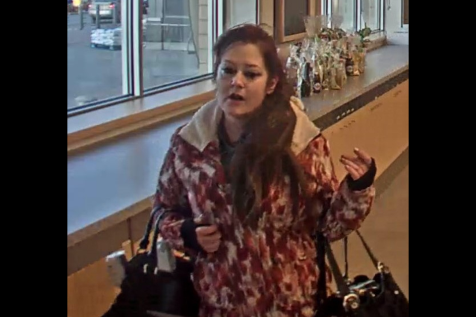 Barrie Police Looking For Alleged Booze Thief 2 Photos Barrie News