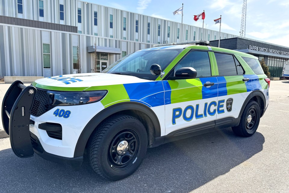 04092024barriepolicecarheadquarters1