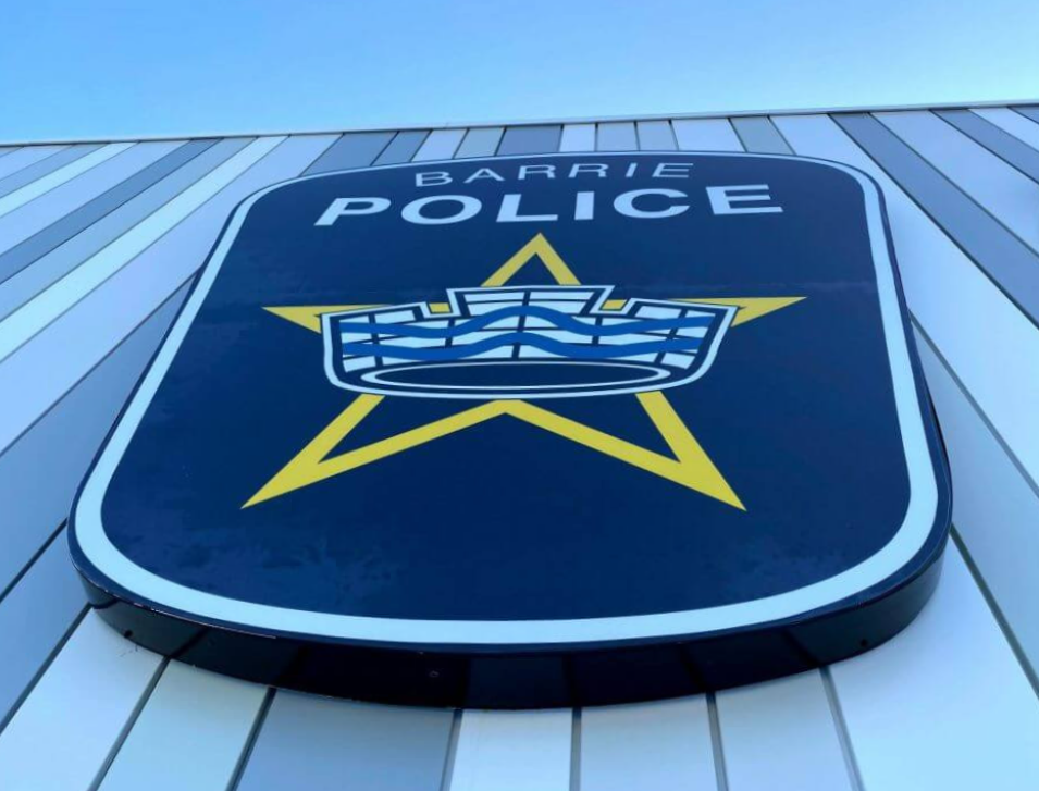 2021-10-20 Barrie police logo
