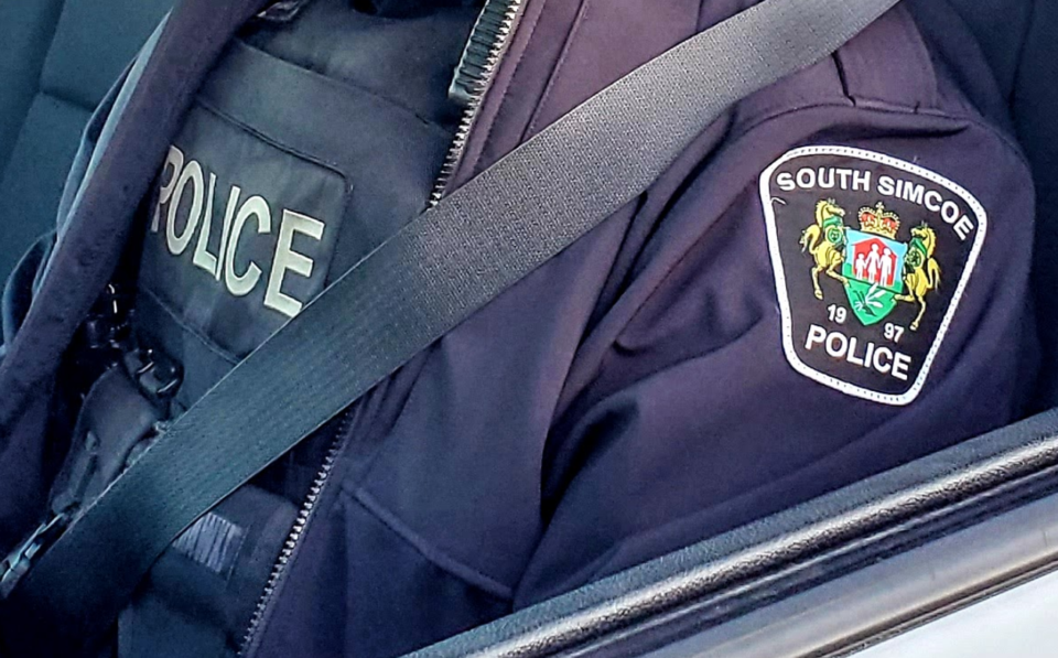 2021-04-12 South Simcoe police patch