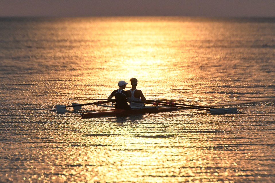 2021-08-10 IM barrie rowingA