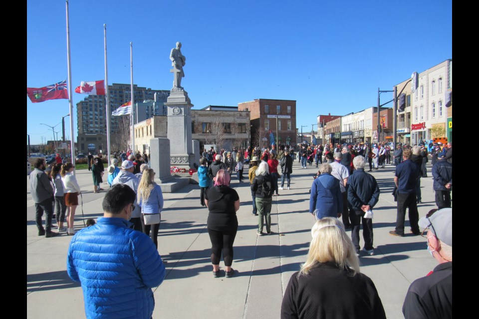 Despite city officials not putting on an official Remembrance Day ceremony, people showed up to show their respects, Wednesday, Nov. 11, 2020. Shawn Gibson/BarrieToday