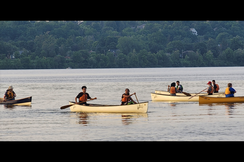 In July, the Barrie Canoe and Kayak Club partnered with the YMCA of Simcoe/Muskoka to offer an Introduction to Canoeing for Newcomers.