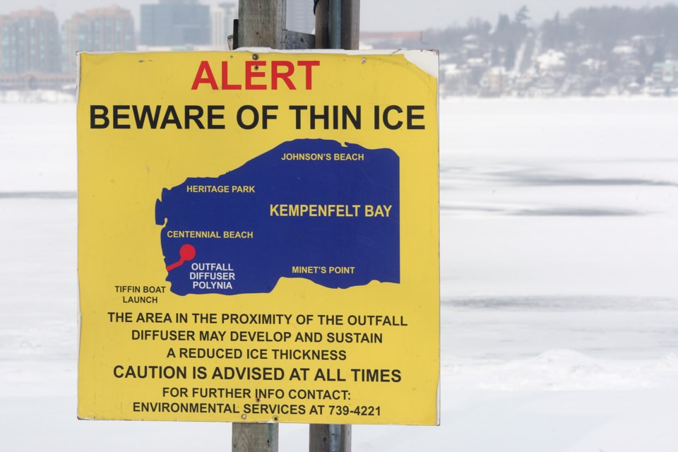 20170109 Beware of Thin Ice Barrie Kempenfelt Bay KA