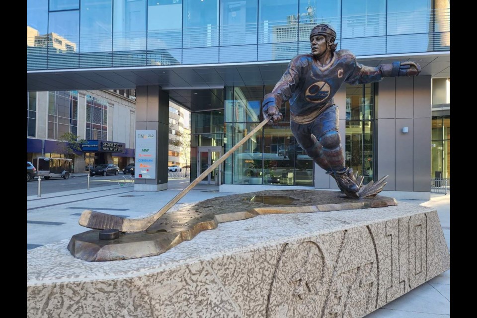A statue of the late Dale Hawerchuk was unveiled Oct. 1 by the Winnipeg Jets.