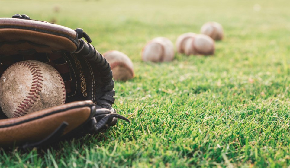 20240516-baseball-pexels-steshka-willems