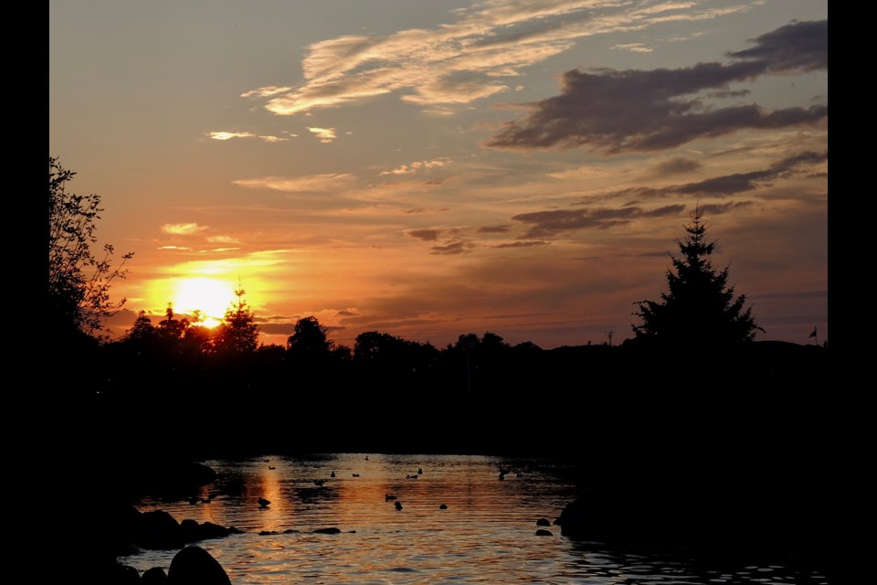 We say good morning but in a rare instance we bring you an image from last night's gorgeous sunset.
Sue Sgambati/BarrieToday       