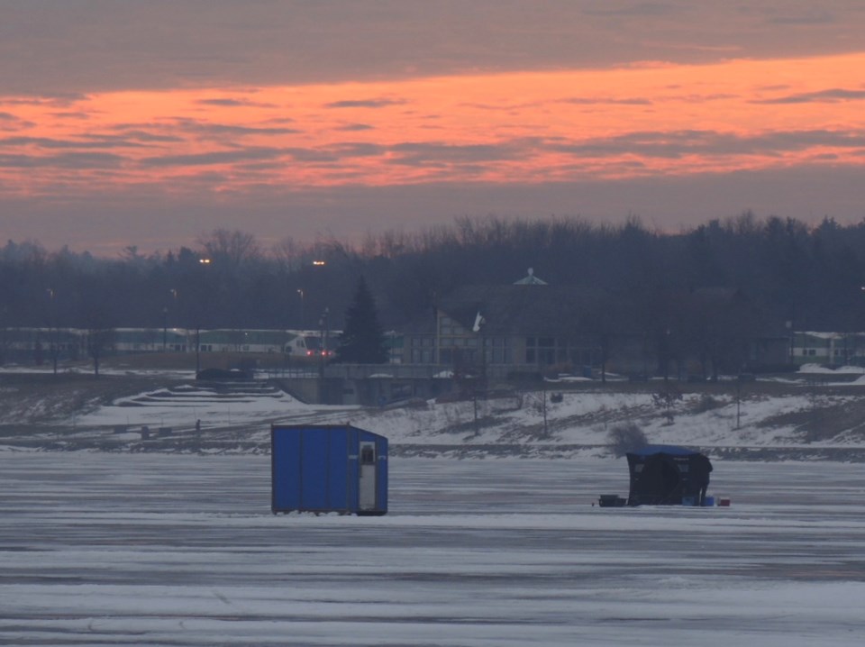 Good morning Barrie! Weather mix and falling temps today Barrie News