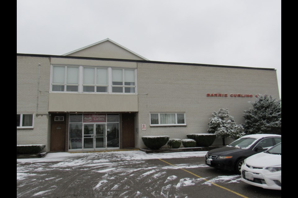  The Barrie Curling Club                              