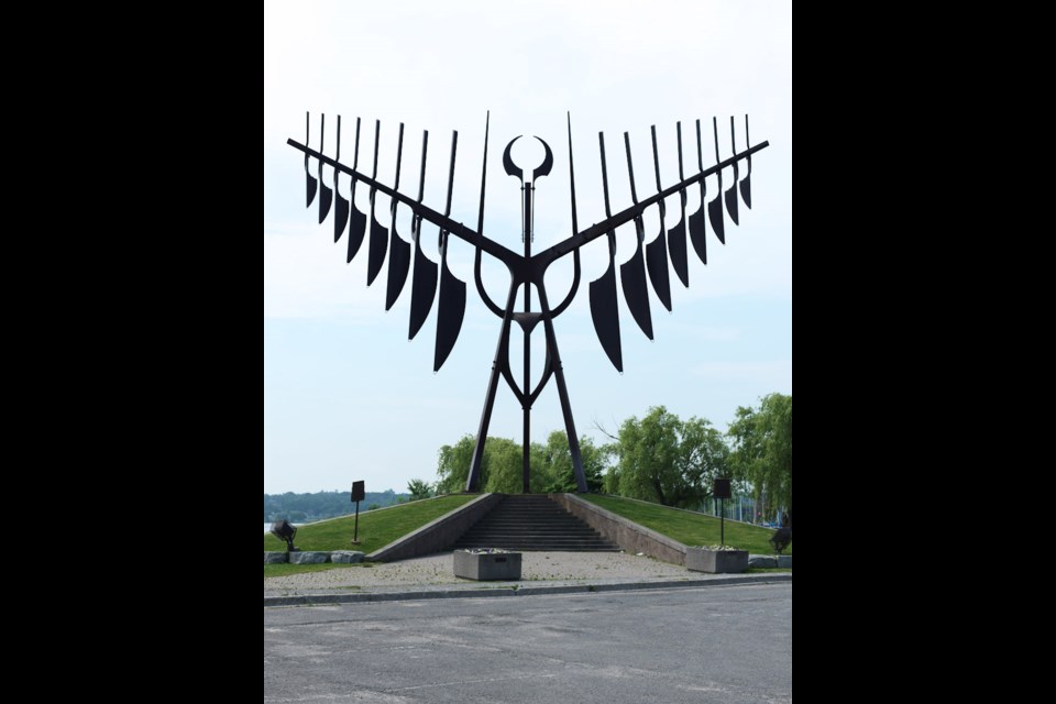 Ron Baird, "Spirit Catcher", 1986, Corten steel, 21.3 m high. Collection of the MacLaren Art Centre. Gift of the Helen McCrea Peacock Foundation, 1987. Photo: Joseph Hartman, 2013
 