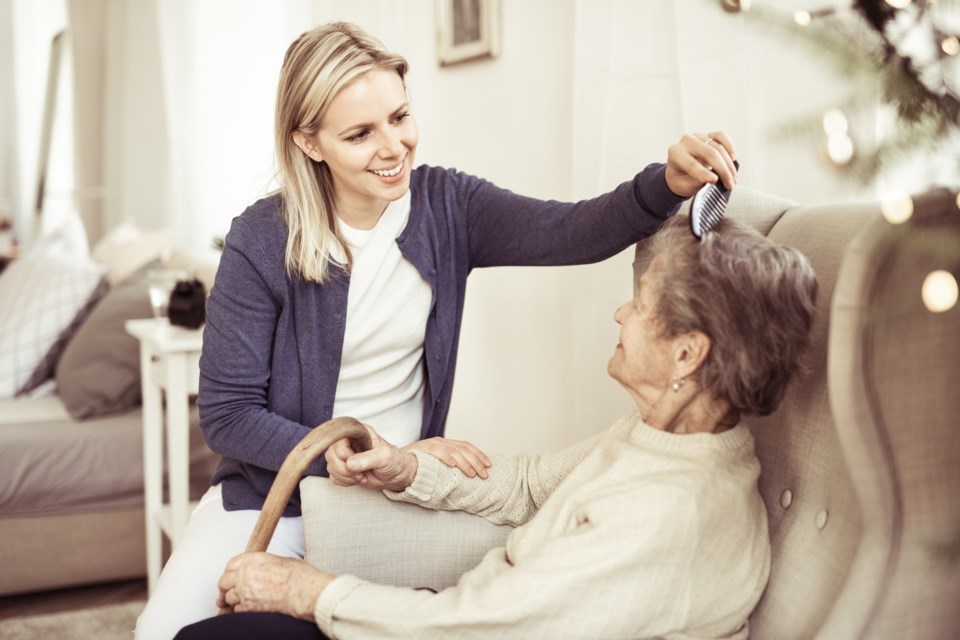 senior-caregiver_24