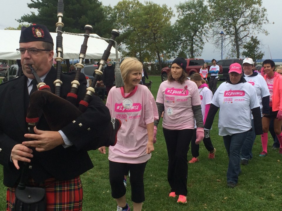 20180930cibcrunforthecure-lh-02