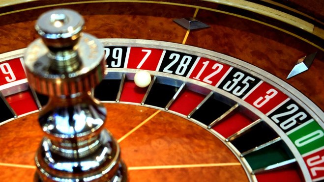 2015 11 26 casino roulette wheel