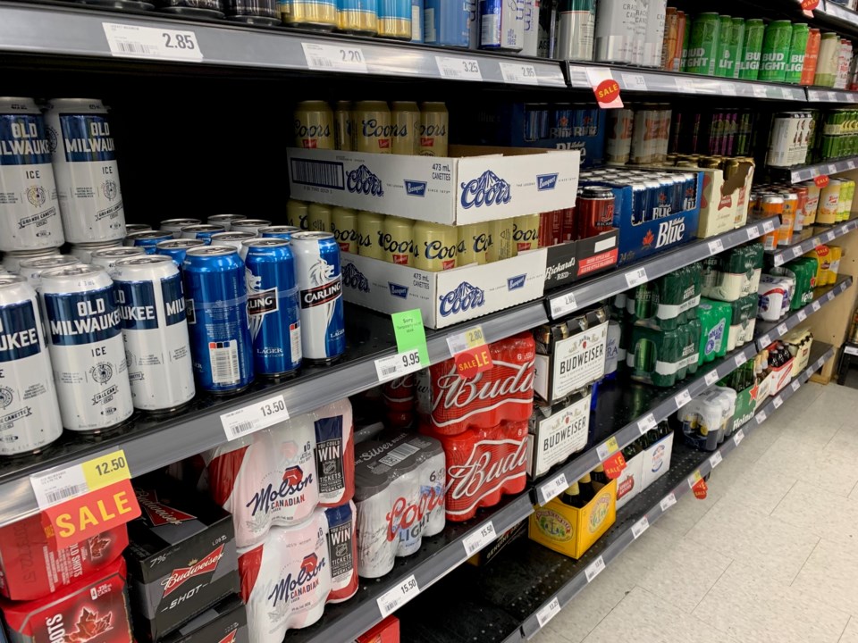 20190528 beer and wine in grocery store turl
