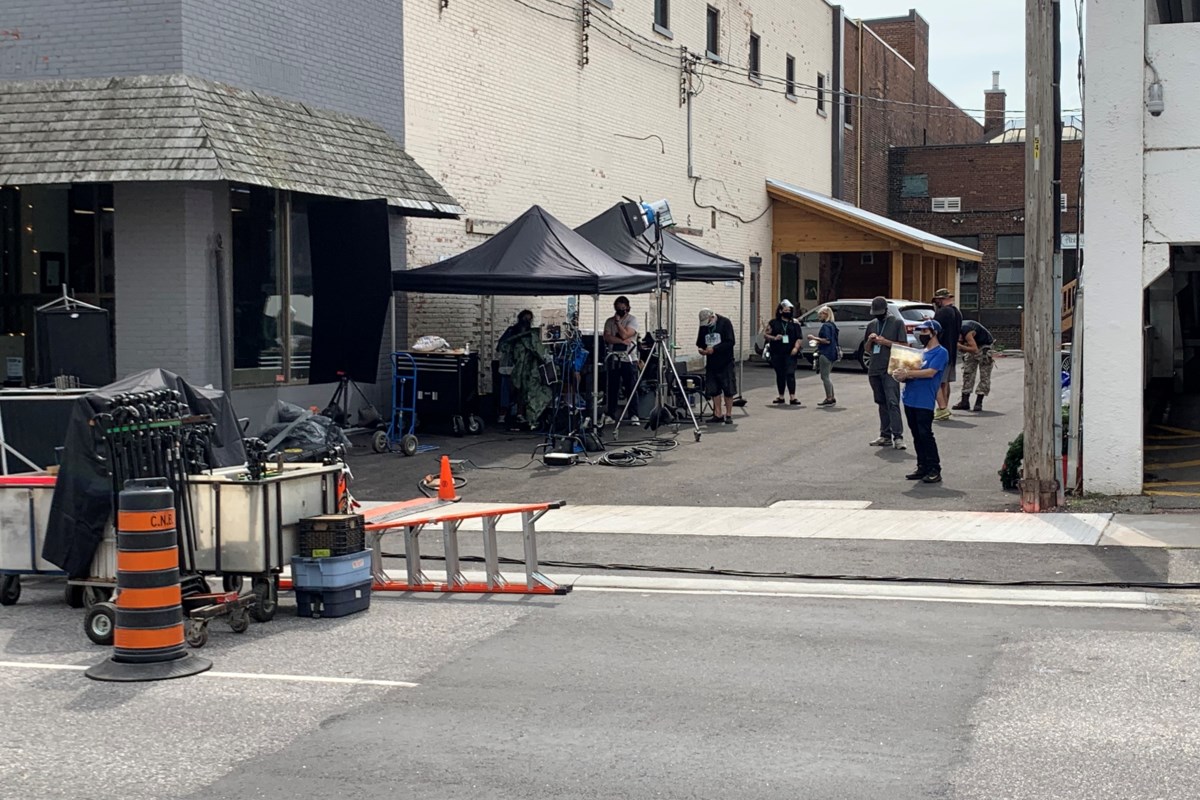Movie crews return to downtown North Bay - North Bay News