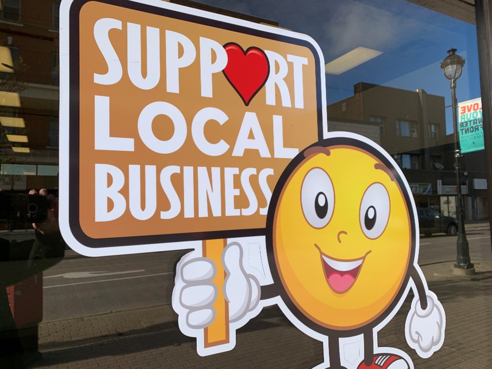 2021 shop local business logo turl