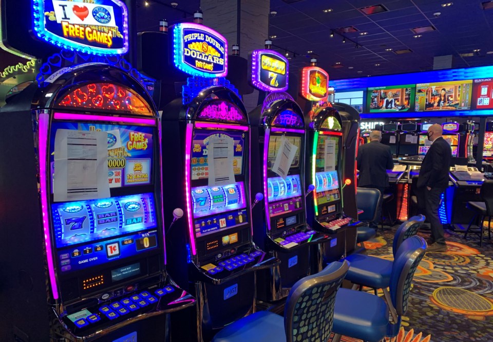 20220303 cascades casino 3 turl gaming floor 