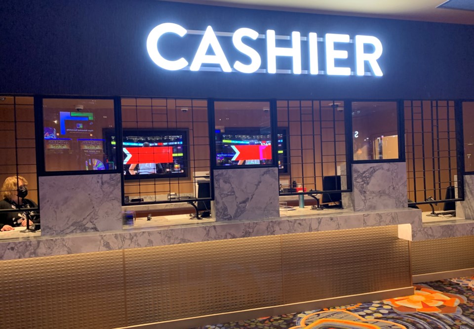 20220303 cascades casino 8 turl gaming floor slots