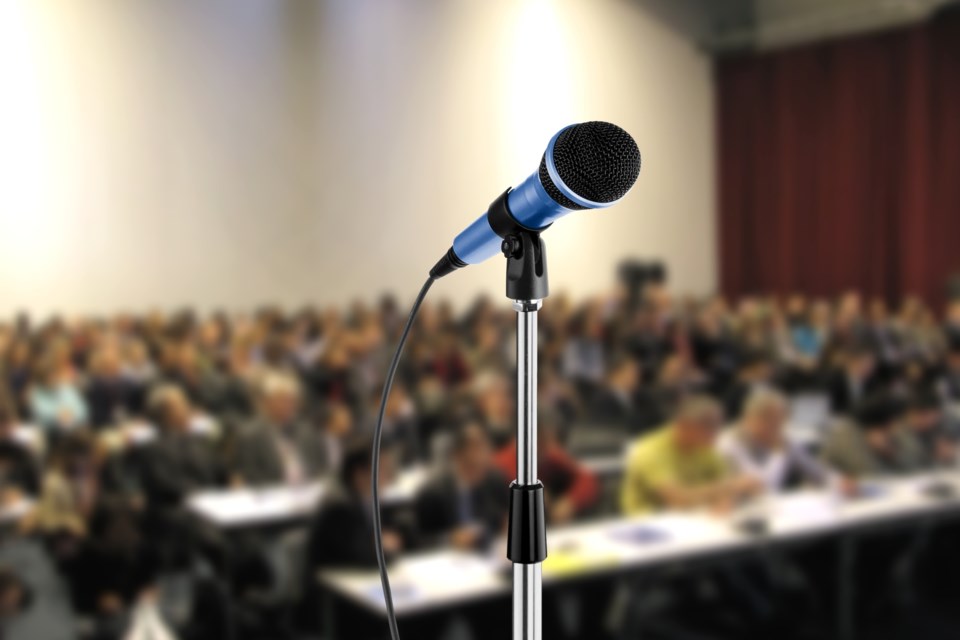 mic at c onference AdobeStock_23704610 2017