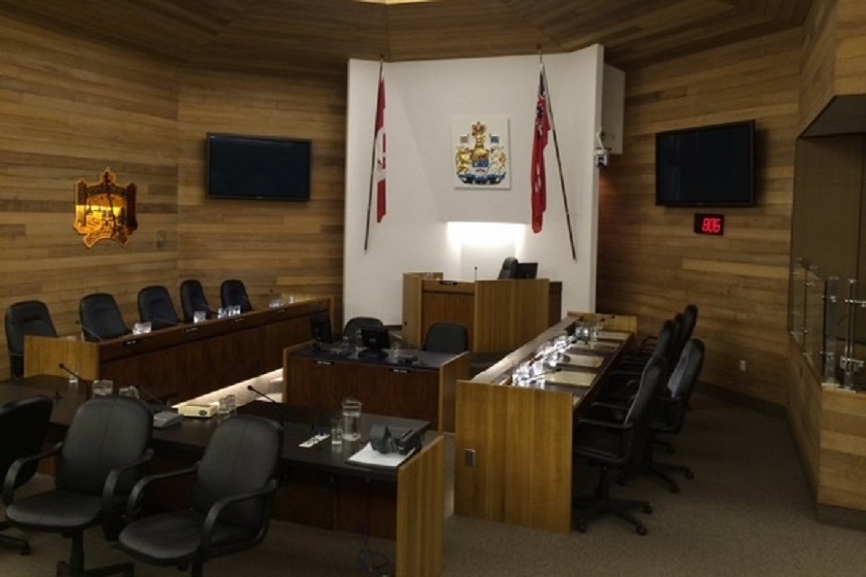 2020 north bay council chambers mayor's chair turl 2