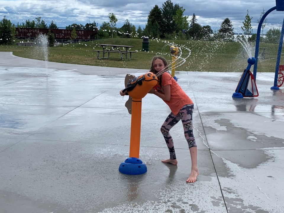 20200808 splash pad north bay hazel turl