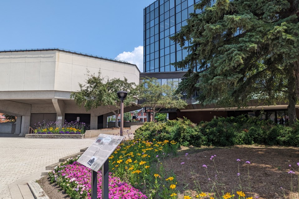2023-07-25-north-bay-city-hall-campaigne1