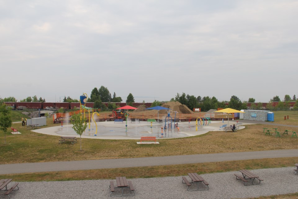 20230606-rotary-splash-pad-w-new-playground-turl