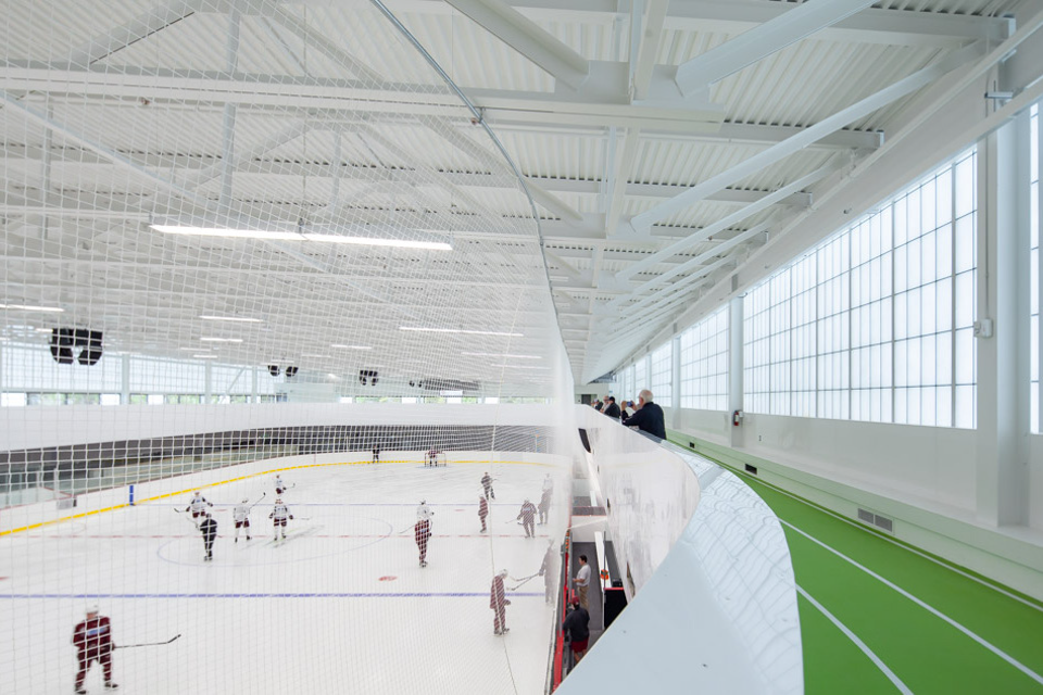2020 12 08 Community and Recreation Centre (CNB) rink-and-track