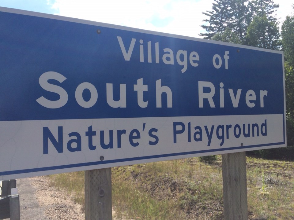 20190406 south river entrance sign turl