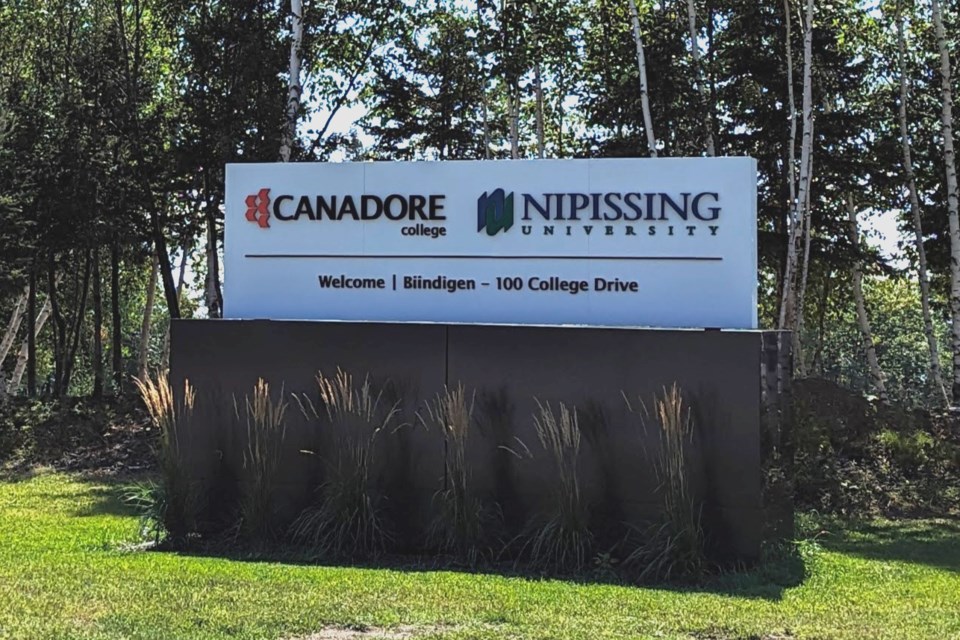 2023-08-14-canadore-nipissing-sign-campaigne