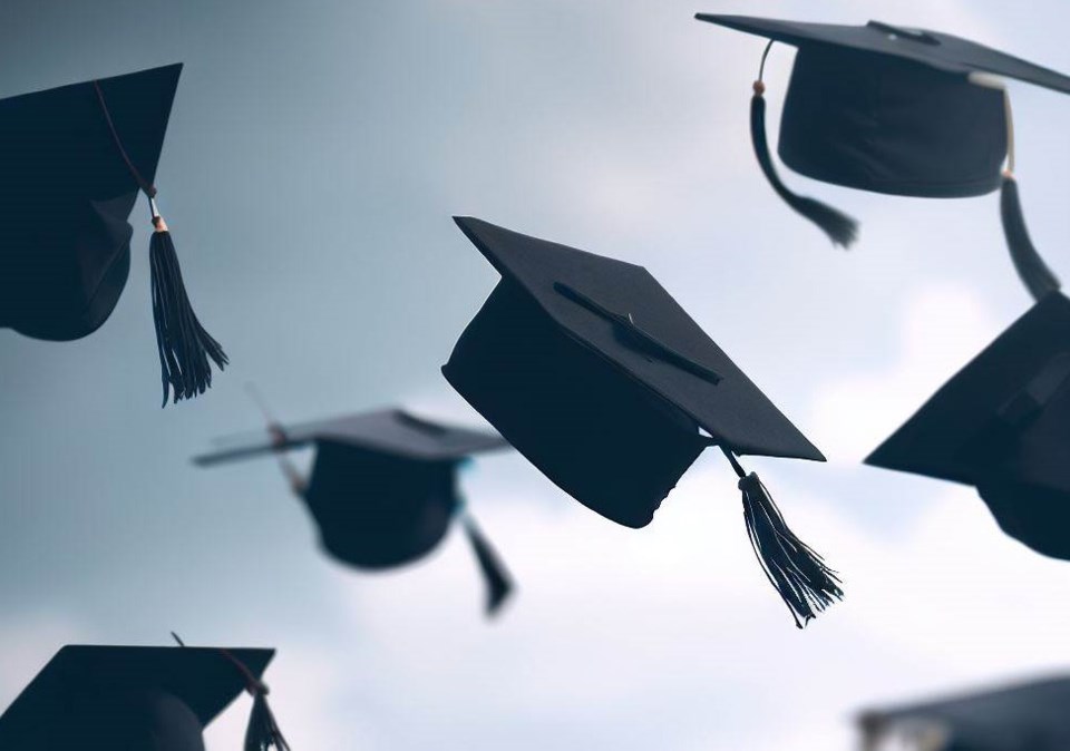 2023-mortarboards