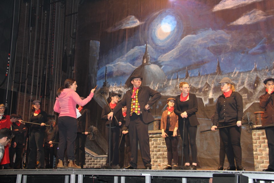 2015 11 30 dreamcoat cast 2 mary poppins turl