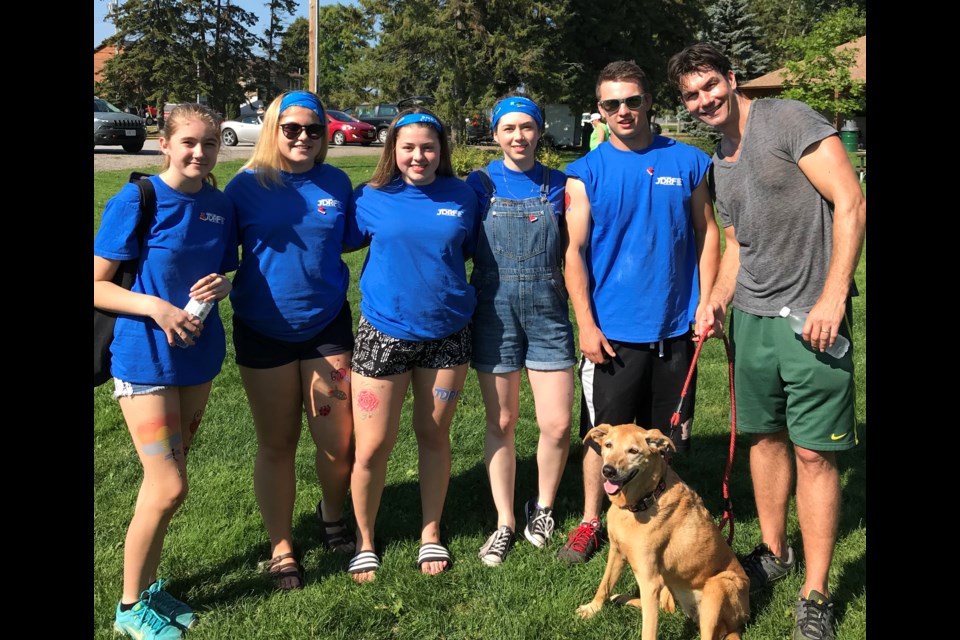 Lending star power. Actor Jerry O'Connell poses for a photo after helping the group Sunday. Submitted photo.