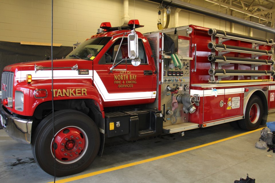 20180825 north bay fire department tanker truck turl