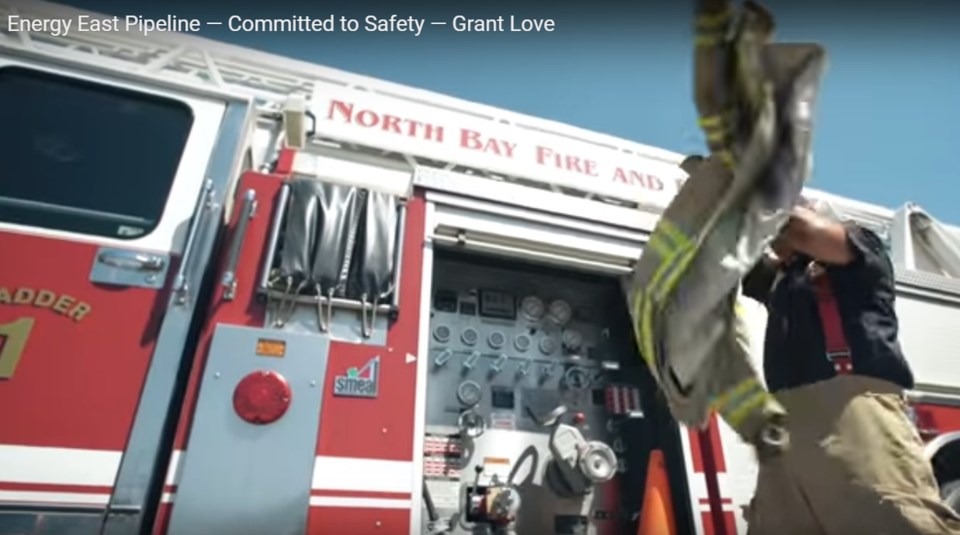 firefighter in love video Screenshot 2016
