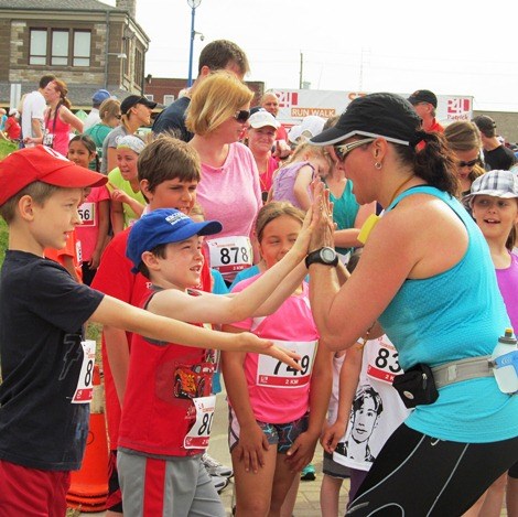 High 5s before the horn for the 2km run sounds