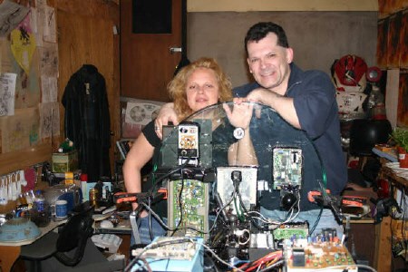 <b>Troy Hurtubise and his sister-in-law Keitha Hurtubise following her session with the God Light. Photo by Bill Tremblay, BayToday.ca</b>