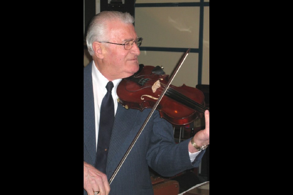 Laverne Hummel, who played with Irwin Prescott, plays at the induction ceremony for the North Bay Musicians and Entertainers Hall of Recognition