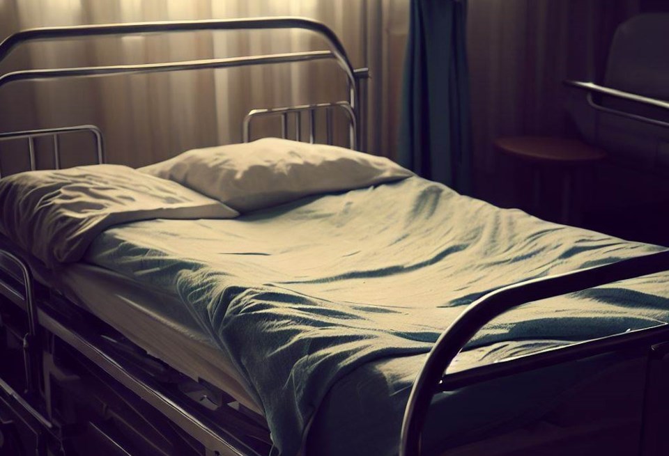 2022-nursing-home-hospital-bed