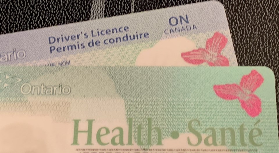 20220703 health_card_driver's_licence_turl