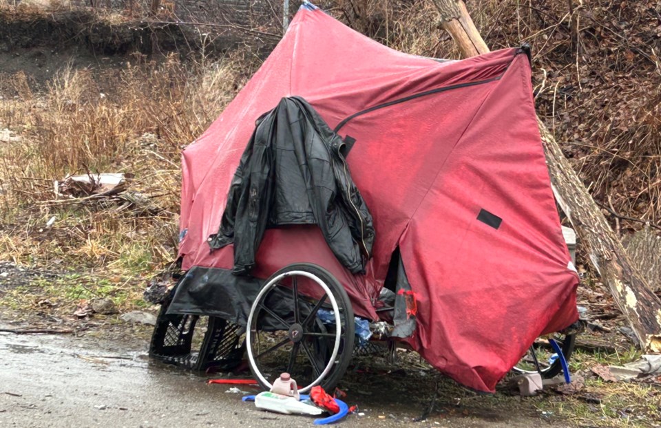 20240416-homeless-bicycle-tent-turl
